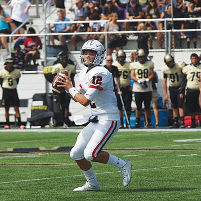 Union High School junior quarterback Peyton Thompson playing in the Class 6A-I State Championship