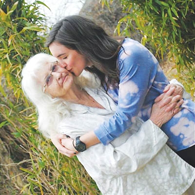 Elizabeth “Libby” Long wth her granddaughter, DeJon Knapp